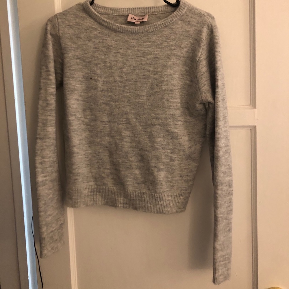 Gray sweater